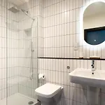 Sweden Close Tatil Evi *